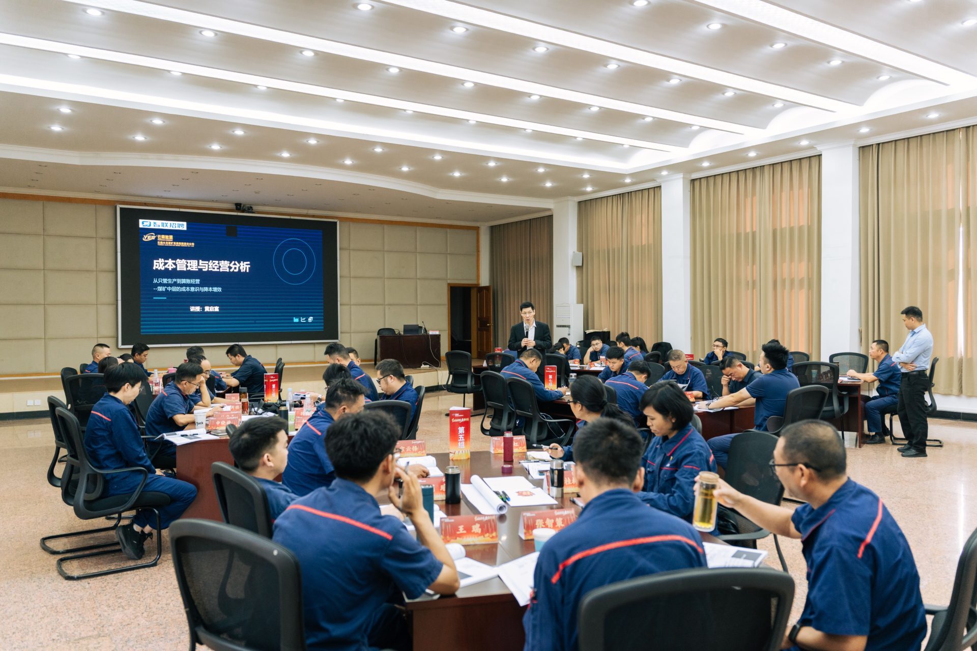 2feb8c5229c2d840.jpg